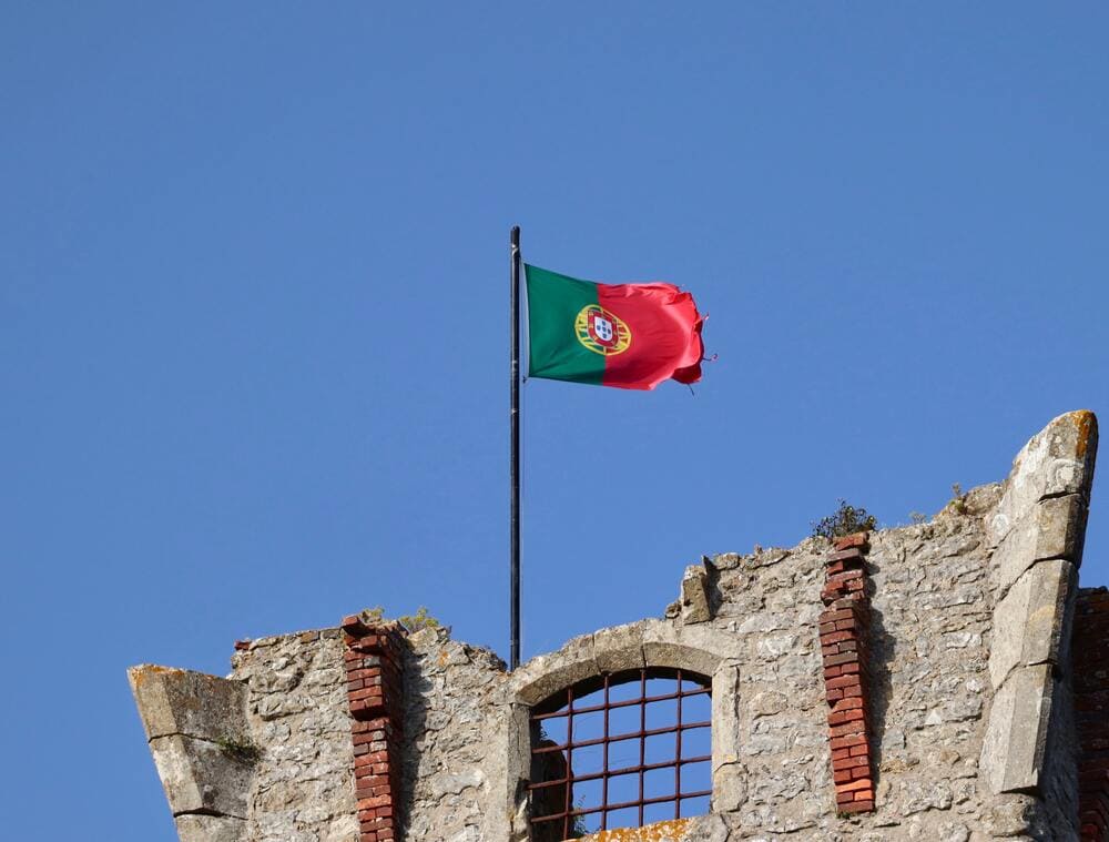 Vlag van Portugal. Portugese vertaalbureau urgent vertalen Vlag van Portugal. Portugese vertaalbureau urgent vertalen